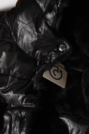 Γυναικείο μπουφάν Rino & Pelle, Μέγεθος M, Χρώμα Μαύρο, Τιμή 36,59 €