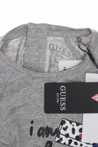 Kinder Shirt Guess, Größe 3-6m/ 62-68 cm, Farbe Grau, Preis 17,86 €