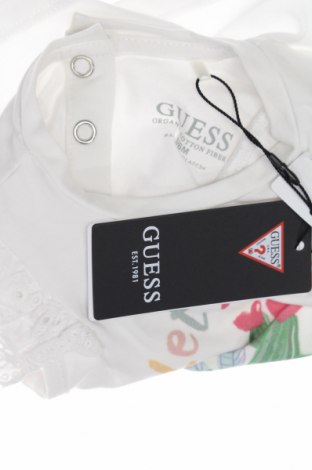 Dziecięca bluzka Guess, Rozmiar 3-6m/ 62-68 cm, Kolor Biały, Cena 92,36 zł