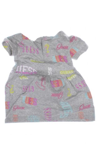 Детска рокля Guess, Размер 3-6m/ 62-68 см, Цвят Сив, Цена 49,50 лв.