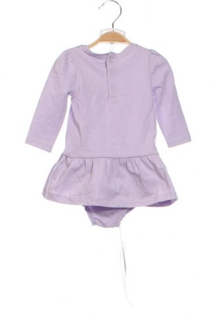 Детска рокля Guess, Размер 3-6m/ 62-68 см, Цвят Лилав, Цена 74,50 лв.