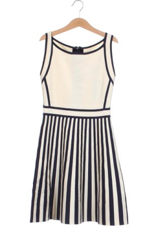 Детска рокля Guess, Размер 8-9y/ 134-140 см, Цвят Многоцветен, Цена 119,20 лв.