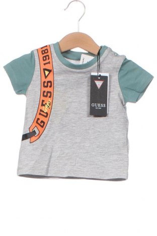 Παιδικό μπλουζάκι Guess, Μέγεθος 3-6m/ 62-68 εκ., Χρώμα Γκρί, Τιμή 9,48 €