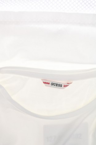 Детска тениска Guess, Размер 7-8y/ 128-134 см, Цвят Бял, Цена 46,00 лв.