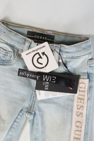 Dziecięce jeansy Guess, Rozmiar 3-6m/ 62-68 cm, Kolor Niebieski, Cena 129,54 zł