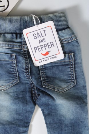 Detské džínsy  Salt and pepper, Veľkosť 3-6m/ 62-68 cm, Farba Modrá, Cena  14,09 €