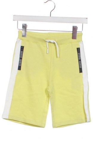 Детски къс панталон Guess, Размер 7-8y/ 128-134 см, Цвят Жълт, Цена 37,80 лв.