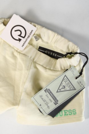Pantaloni scurți pentru copii Guess, Mărime 3-6m/ 62-68 cm, Culoare Galben, Preț 165,79 Lei