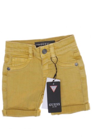 Детски къс панталон Guess, Размер 3-6m/ 62-68 см, Цвят Бежов, Цена 37,80 лв.