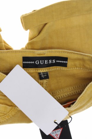 Детски къс панталон Guess, Размер 3-6m/ 62-68 см, Цвят Бежов, Цена 63,00 лв.