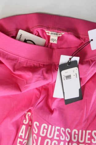 Детски къс панталон Guess, Размер 7-8y/ 128-134 см, Цвят Розов, Цена 34,65 лв.