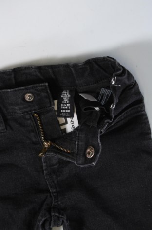 Detské krátke nohavice  H&M, Veľkosť 18-24m/ 86-98 cm, Farba Čierna, Cena  7,00 €