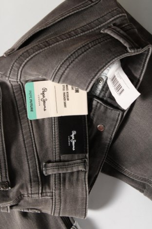 Детски къс панталон Pepe Jeans, Размер 9-10y/ 140-146 см, Цвят Сив, Цена 68,00 лв.