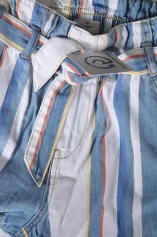 Παιδικό κοντό παντελόνι Pepe Jeans, Μέγεθος 9-10y/ 140-146 εκ., Χρώμα Πολύχρωμο, Τιμή 35,05 €