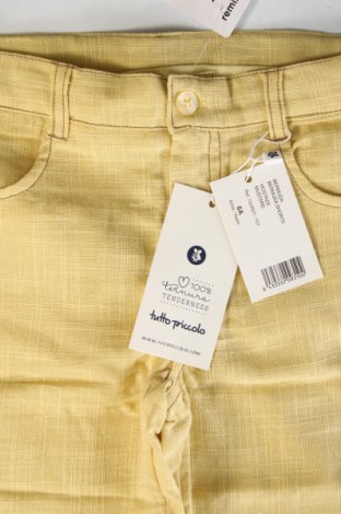 Kinder Shorts Tutto Piccolo, Größe 5-6y/ 116-122 cm, Farbe Gelb, Preis 15,77 €