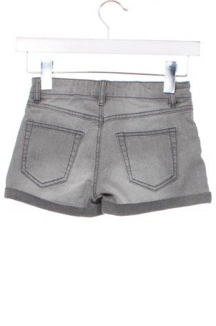 Pantaloni scurți pentru copii United Colors Of Benetton, Mărime 7-8y/ 128-134 cm, Culoare Gri, Preț 69,64 Lei