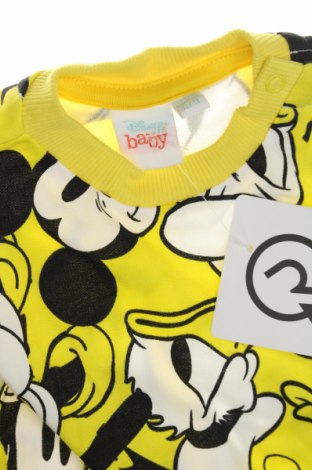 Детски комплект Disney, Размер 6-9m/ 68-74 см, Цвят Жълт, Цена 37,80 лв.