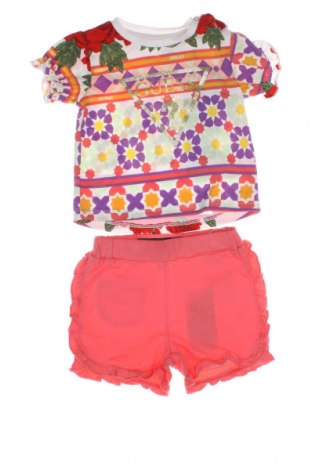 Детски комплект Guess, Размер 3-6m/ 62-68 см, Цвят Многоцветен, Цена 79,20 лв.