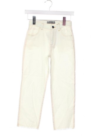 Детски панталон Guess, Размер 7-8y/ 128-134 см, Цвят Екрю, Цена 41,85 лв.