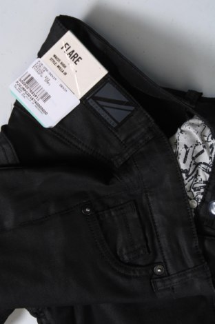Detské nohavice  Pepe Jeans, Veľkosť 9-10y/ 140-146 cm, Farba Čierna, Cena  43,81 €