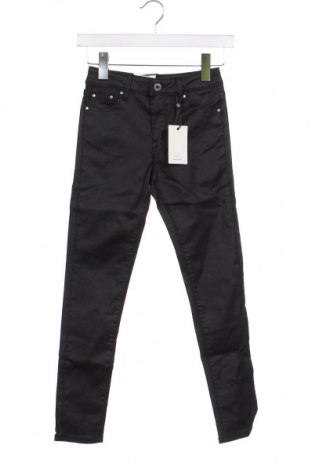 Детски панталон Pepe Jeans, Размер 9-10y/ 140-146 см, Цвят Черен, Цена 51,00 лв.
