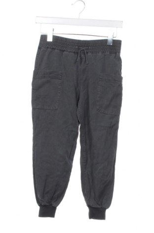 Pantaloni pentru copii Zara, Mărime 6-7y/ 122-128 cm, Culoare Gri, Preț 21,43 Lei