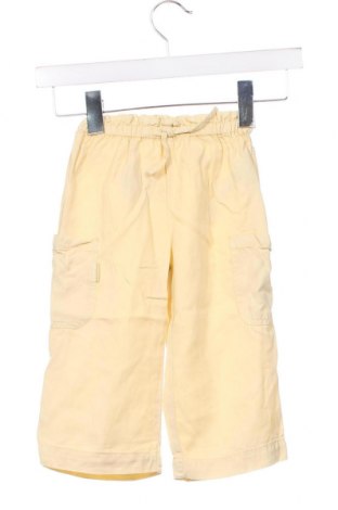 Детски панталон Zara, Размер 2-3y/ 98-104 см, Цвят Екрю, Цена 8,21 лв.