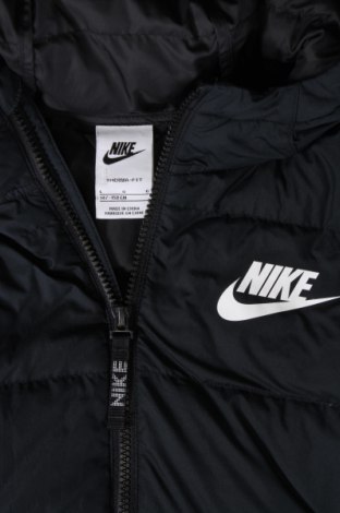 Детско яке Nike, Размер 11-12y/ 152-158 см, Цвят Черен, Цена 64,00 лв.