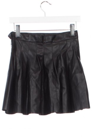 Kožená sukně  Bershka, Velikost S, Barva Černá, Cena  238,00 Kč
