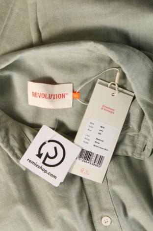 Cămașă de bărbați Revolution, Mărime XXL, Culoare Verde, Preț 151,97 Lei