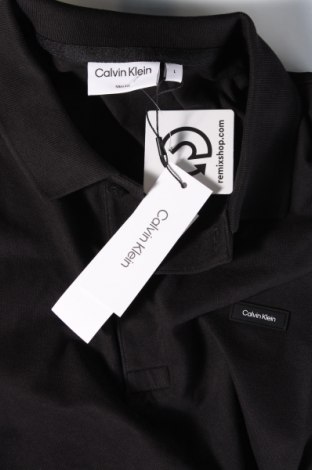 Мъжка тениска Calvin Klein, Размер L, Цвят Черен, Цена 72,00 лв.