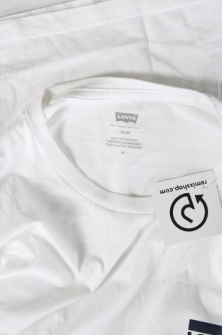 Мъжка тениска Levi's, Размер M, Цвят Бял, Цена 50,40 лв.