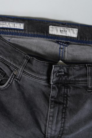 Herren Jeans Brax, Größe M, Farbe Grau, Preis 7,83 €