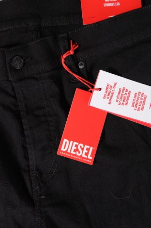 Blugi de bărbați Diesel, Mărime XL, Culoare Negru, Preț 692,77 Lei