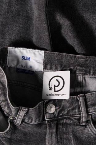 Herren Jeans H&M, Größe S, Farbe Grau, Preis € 9,00