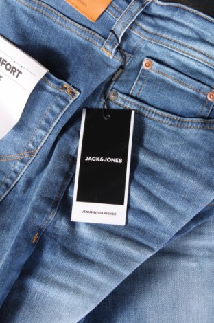 Pánské džíny  Jack & Jones, Velikost M, Barva Modrá, Cena  202,00 Kč