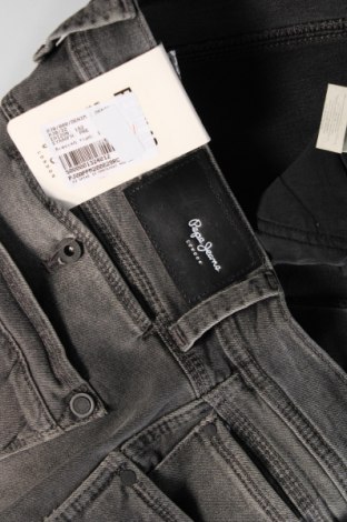 Pánske džínsy  Pepe Jeans, Veľkosť M, Farba Sivá, Cena  35,46 €