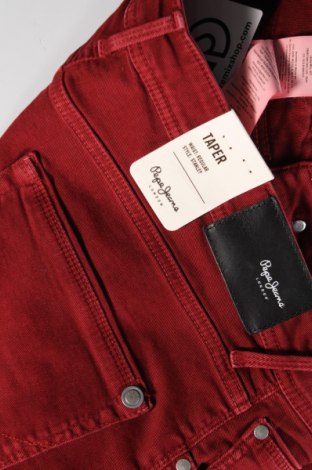 Мъжки дънки Pepe Jeans, Размер L, Цвят Червен, Цена 77,40 лв.