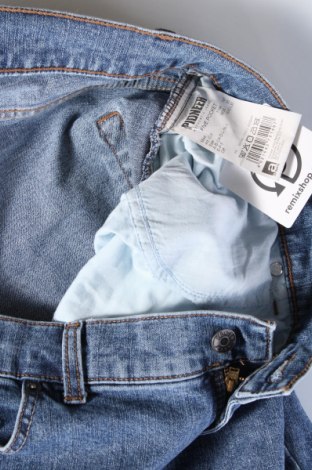 Męskie jeansy Pioneer, Rozmiar XL, Kolor Niebieski, Cena 131,14 zł