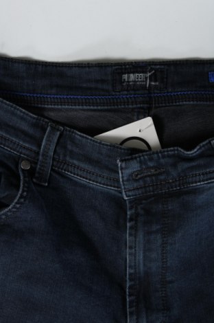 Pánske džínsy  Pioneer, Veľkosť L, Farba Modrá, Cena  10,46 €