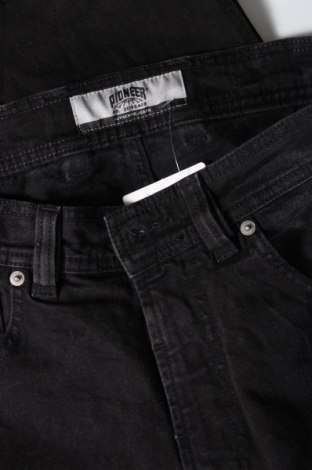Herren Jeans Pioneer, Größe M, Farbe Schwarz, Preis 6,28 €