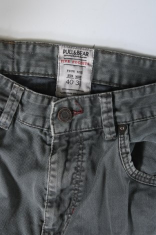 Męskie jeansy Pull&Bear, Rozmiar S, Kolor Zielony, Cena 34,01 zł