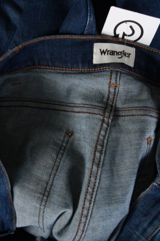 Мъжки дънки Wrangler, Размер XL, Цвят Син, Цена 75,00 лв.