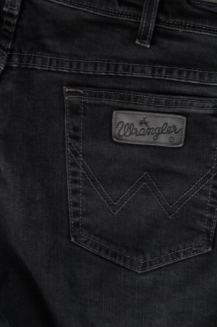 Мъжки дънки Wrangler, Размер XL, Цвят Черен, Цена 63,75 лв.