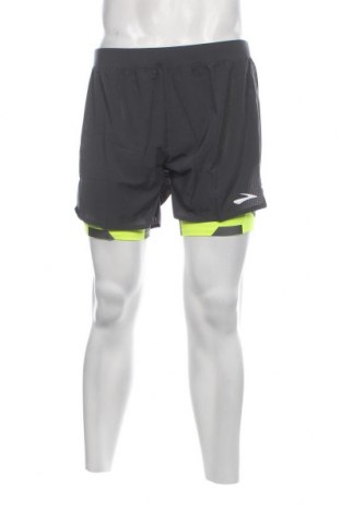 Ανδρικό κοντό παντελόνι Brooks, Μέγεθος L, Χρώμα Γκρί, Τιμή 12,99 €