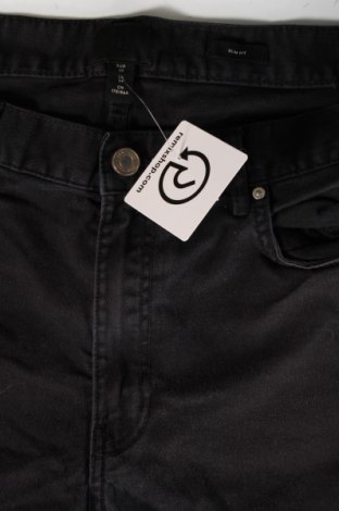 Pantaloni scurți de bărbați H&M, Mărime M, Culoare Negru, Preț 76,53 Lei