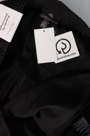 Pánske kraťasy  H&M, Veľkosť XL, Farba Čierna, Cena  20,46 €