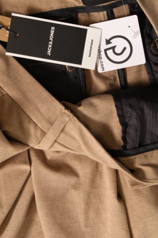 Ανδρικό κοντό παντελόνι Jack & Jones, Μέγεθος L, Χρώμα  Μπέζ, Τιμή 11,19 €