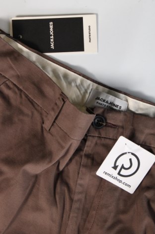 Ανδρικό κοντό παντελόνι Jack & Jones, Μέγεθος L, Χρώμα Καφέ, Τιμή 31,96 €