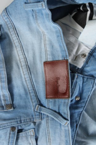 Ανδρικό κοντό παντελόνι Pepe Jeans, Μέγεθος L, Χρώμα Μπλέ, Τιμή 38,97 €